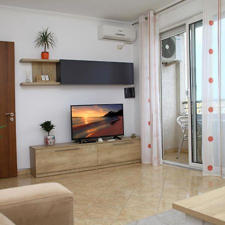 Beautiful Apartment At Port Side! Durrës Eksteriør billede