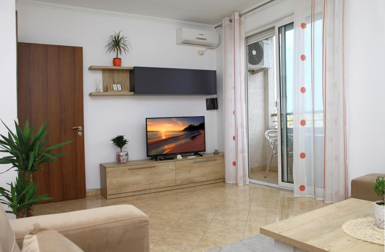 Beautiful Apartment At Port Side! Durrës Eksteriør billede