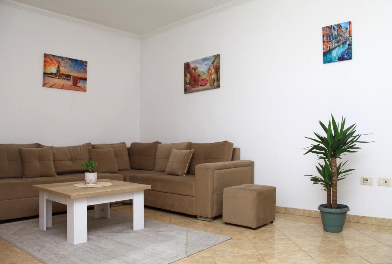 Beautiful Apartment At Port Side! Durrës Eksteriør billede