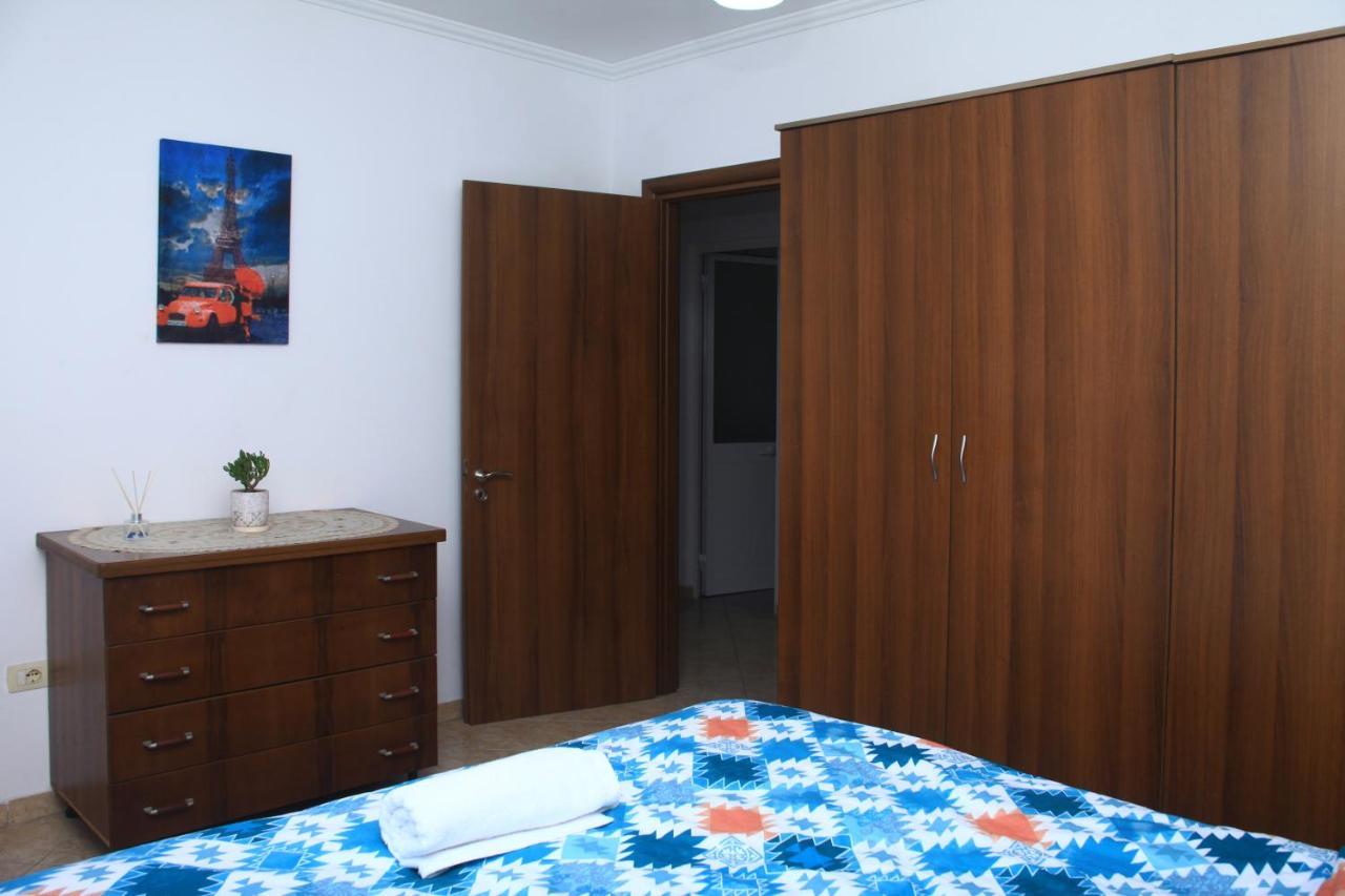 Beautiful Apartment At Port Side! Durrës Eksteriør billede